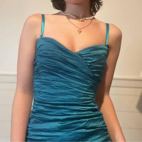 BCBG MAXAZRIA ruched mini dress - Picture 2 of 13